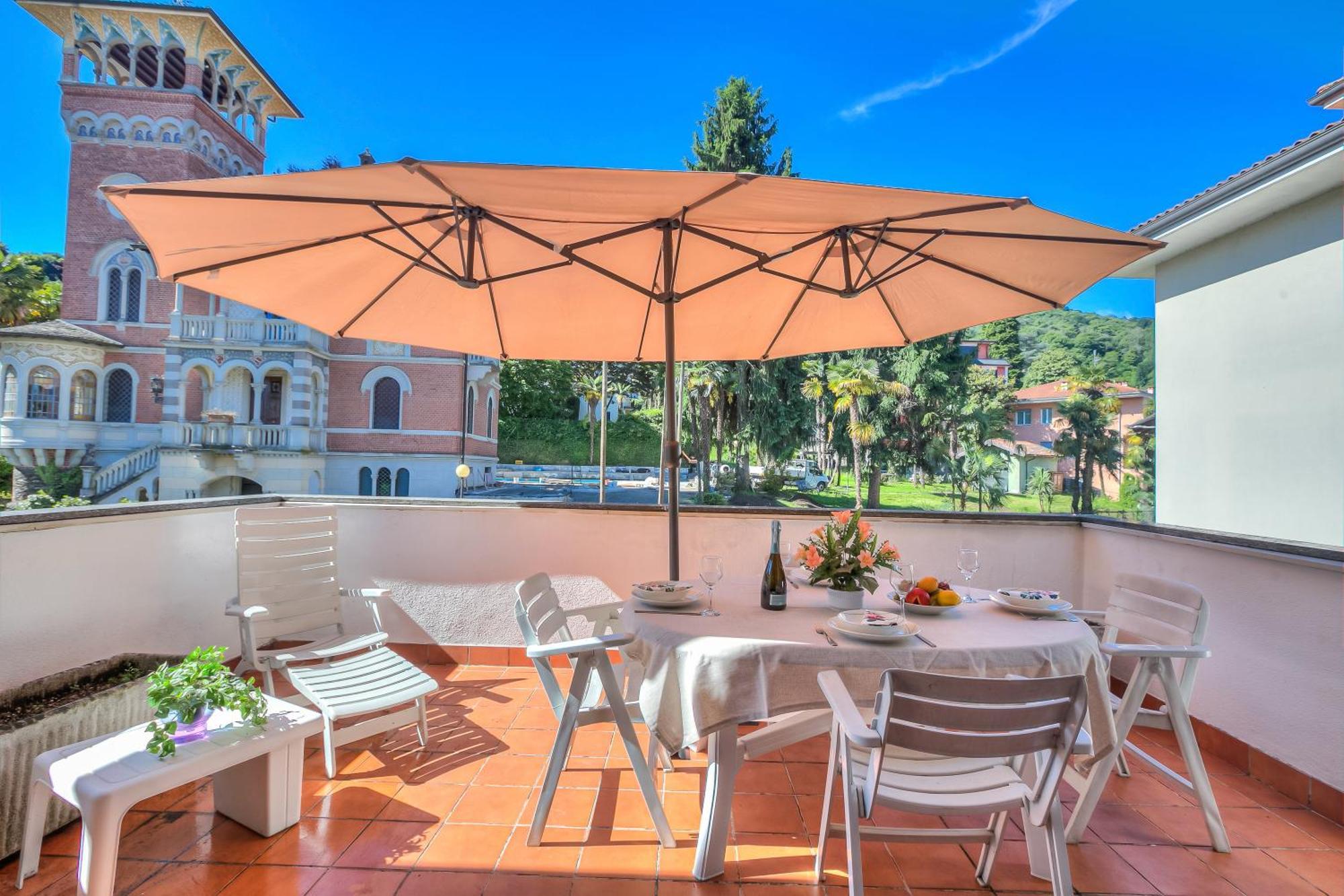 Appartamento Gaya Stresa Center - Happy Rentals Bagian luar foto