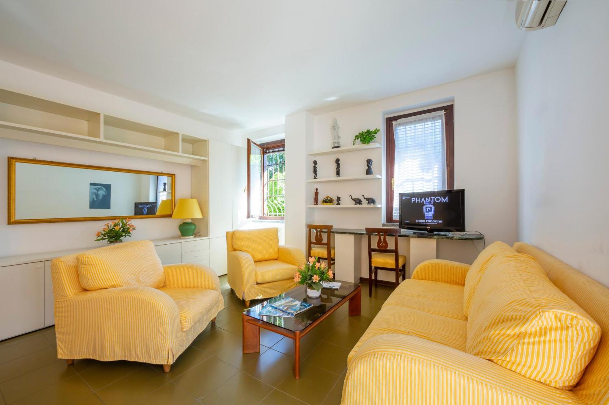 Appartamento Gaya Stresa Center - Happy Rentals Bagian luar foto