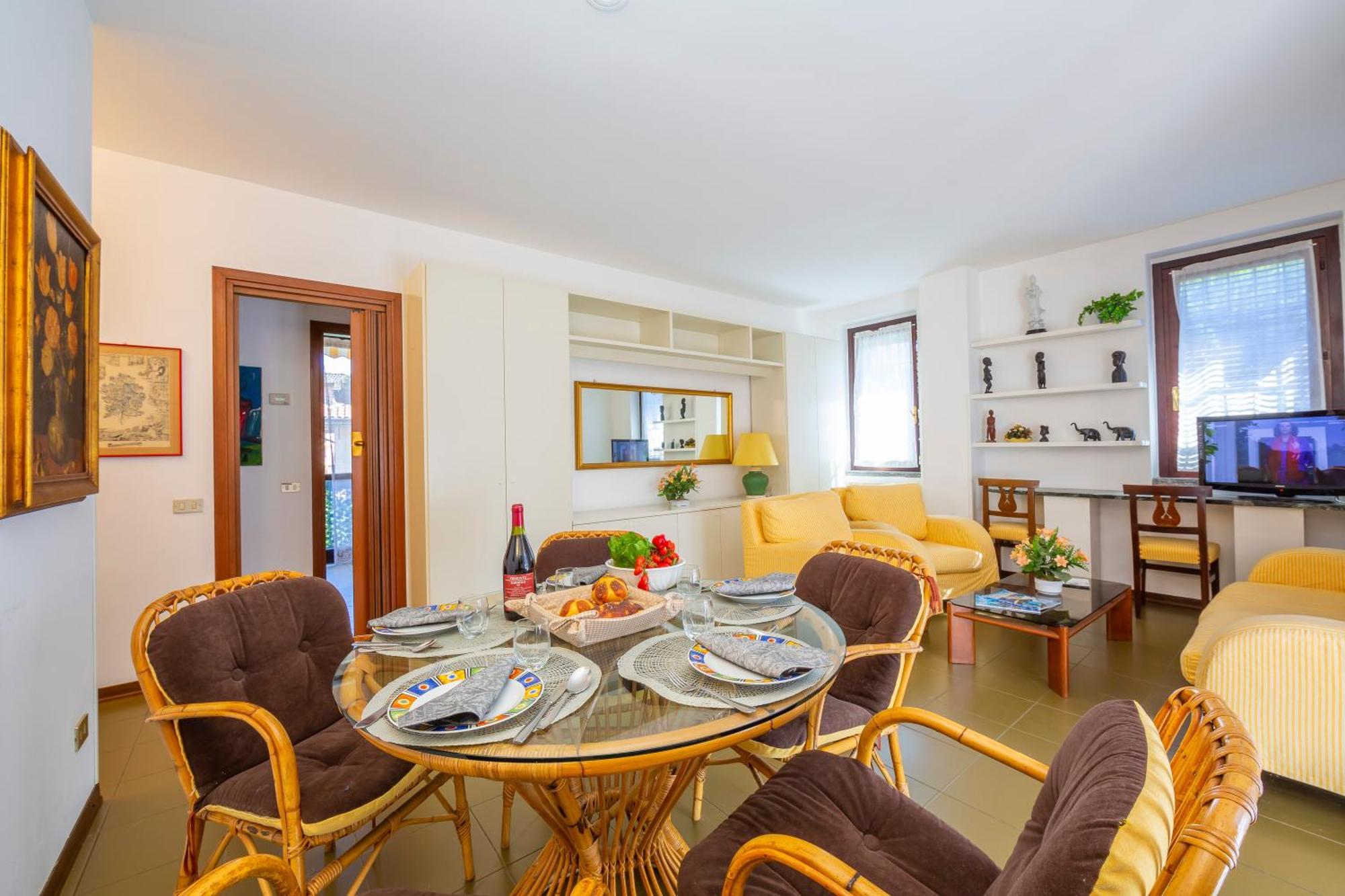 Appartamento Gaya Stresa Center - Happy Rentals Bagian luar foto